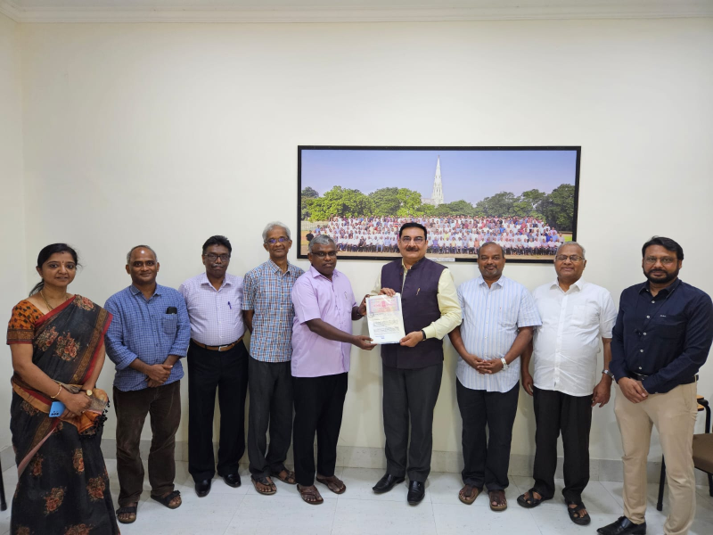 Album Image - Loyola College gratefully acknowledges and thanks Mr. Ashwani Kumar Bhatia, Managing Director, Mr. N. Prabu, Deputy Director and Ms. N. Subashini, General Manager of ARS Group for their generous contribution of ₹15,00,000- (Rupees Fifteen Lakhs only) towards Loyola infrastructure. 
